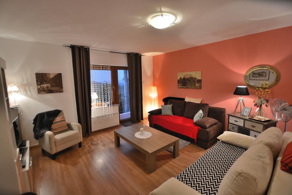 Apartment Nona Ancka Marezige Exterior photo